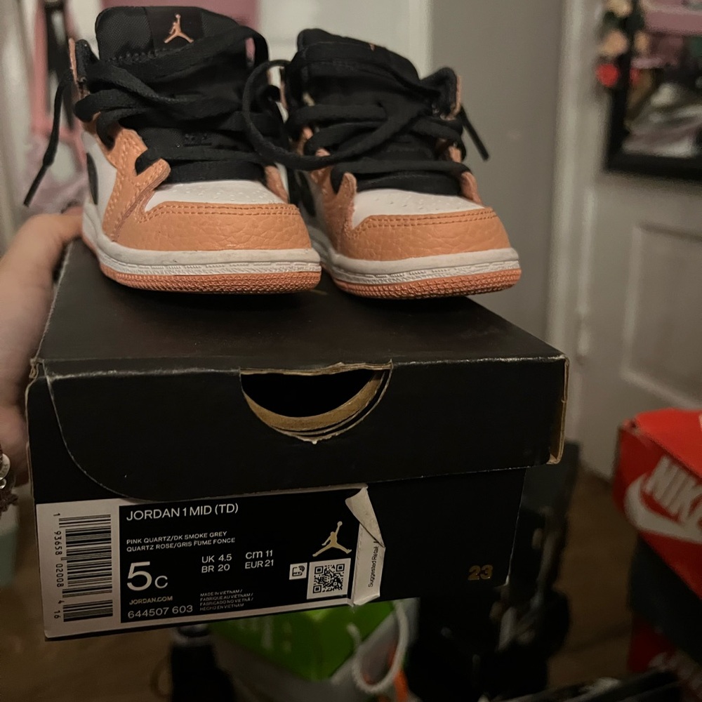 Jordan Kids' Mid TD Orange Sneakers